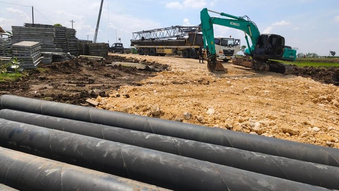 KemenPU Pasang Jembatan Bailey di Brebes