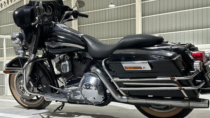 Lelang moge Harley-Davidson