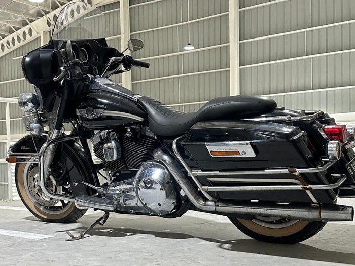 Lelang moge Harley-Davidson