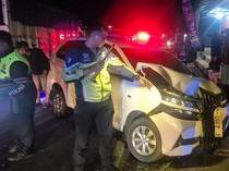 Kejar-kejaran yang Mencekam Berujung Minibus Hilang Kendali di Sukabumi