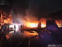 Video: Kebakaran Pasar Kanjengan Semarang, 480 Kios Terbakar