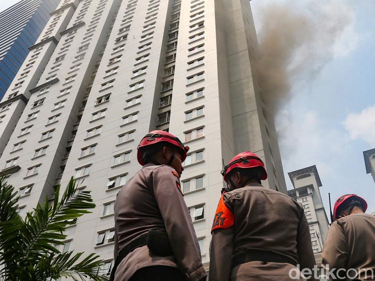 Potret Apartemen di Tanjung Duren Jakbar Kebakaran