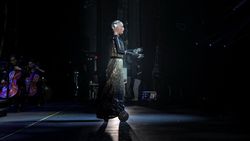Robot Humanoid Sophia Siap Manggung dengan Orkestra