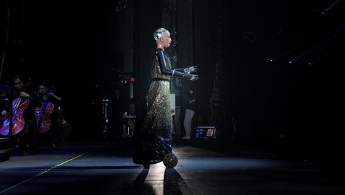 Humanoid robot Sophia performs during a rehearsal with the Hong Kong Baptist University (HKBU) Symphony Orchestra ahead of its 2026 Annual Gala Concert, in Hong Kong, China, April 29, 2026. REUTERS/Tyrone Siu TPX IMAGES OF THE DAY