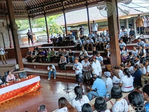 Aliansi Buruh Suarakan 10 Tuntutan, Soroti Eksploitasi Sektor Pariwisata Bali