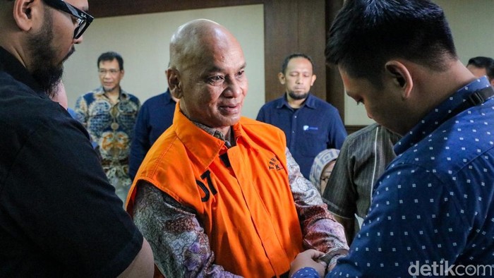 Komisaris Utama PT Inti Alasindo Energy (IAE), Arso Sadewo, menjalani sidang putusan sela di Pengadilan Tindak Pidana Korupsi (Tipikor) Jakarta, Kamis (30/4/2026).