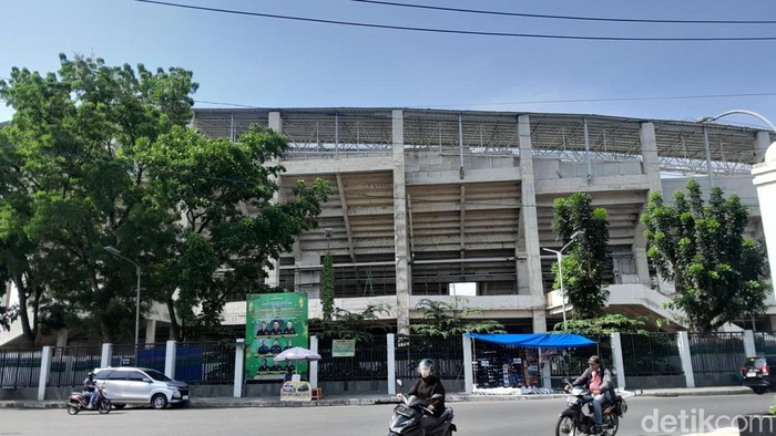 Kondisi pembangunan Stadion Teladan Medan.