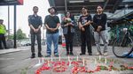 Tabur Bunga dan Doa, Warga Kenang Korban Tragedi Kereta