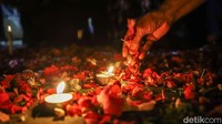 Aksi ini juga menjadi bentuk solidaritas antarwarga, yang menunjukkan bahwa tragedi tersebut tidak hanya dirasakan oleh keluarga korban, tetapi juga oleh masyarakat luas. Mereka berharap kejadian serupa tidak kembali terulang di masa mendatang.