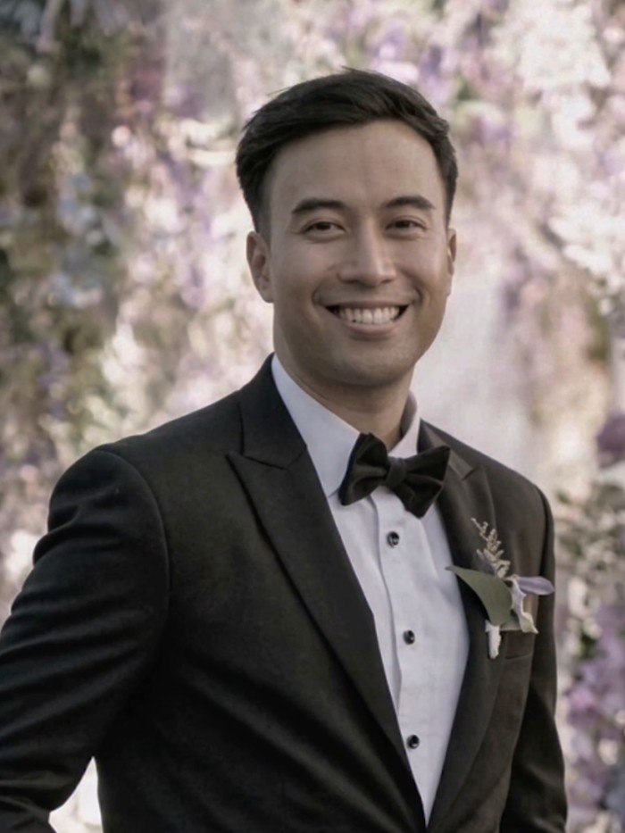 Janji Ustaz Pakai Jas Vidi Aldiano untuk 100 Hari Tahajud