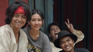 Aku akan selalu temenin suam dimanapun kapanpun!!! balas Shenina. Foto: Instagram @angga