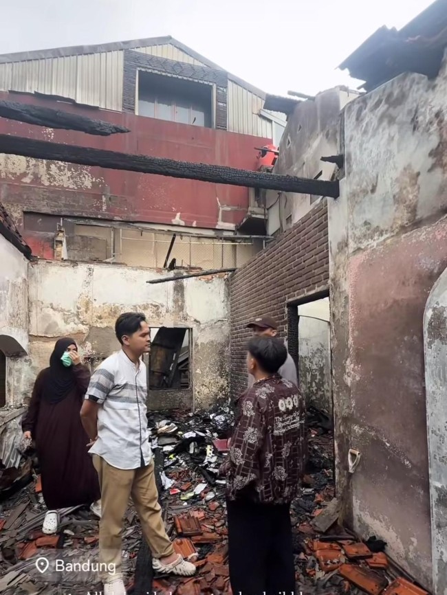 Penampakan Rumah Anisa Rahma Usai Kebakaran, 3.500 Al-Quran Ditemukan Utuh