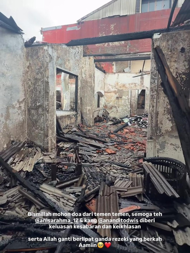 Potret Rumah Anisa Rahma yang Terbakar, kecuali Kamar Berisi 3.500 Al-Quran