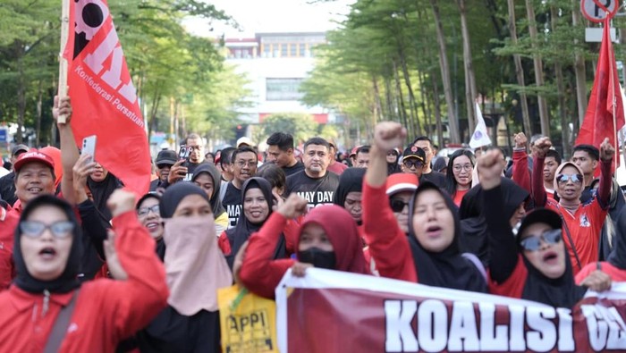 Fun Walk dalam rangka memperingati Hari Buruh 2026.