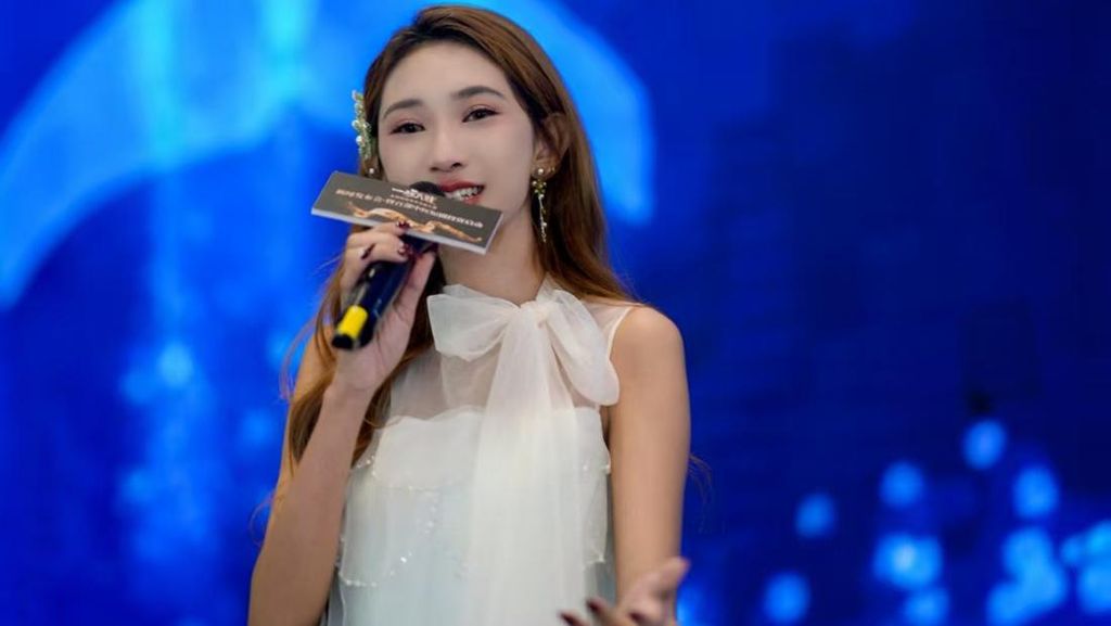 Icha Yang Tampil Memukau di TV China