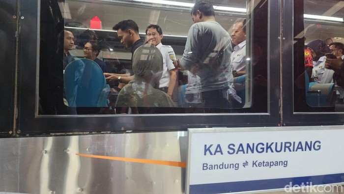 KA Sangkuriang