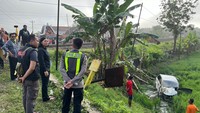KA Argo Bromo Anggrek Tabrak Mobil di Grobogan, 4 Orang Tewas