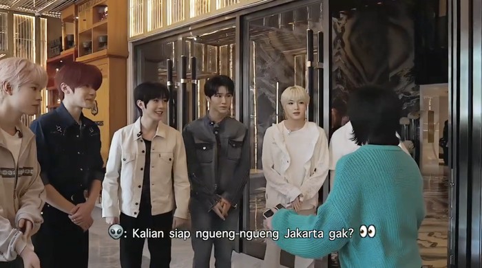 Keseruan Ria SW Ajak Member NCT Wish Kulineran Ala Warlok Jakarta!