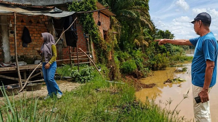 Kondisi 7 rumah warga terancam longsor akibat abrasi Sungai Rawas