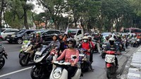 Wakil Sekretaris DPW FSPMI Jatim, Nuruddin Hidayat mengatakan massa akan berkumpul di Jalan Bubutan, tepatnya sekitar BG Junction Mall untuk melaksanakan long march menuju Kantor Gubernur Jatim Jalan Pahlawan.