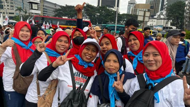 Massa buruh ramaikan May Day 2026 di Monas