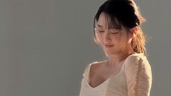 Nam Bo Ra Pemotretan Bergaun Pengantin Jelang Melahirkan