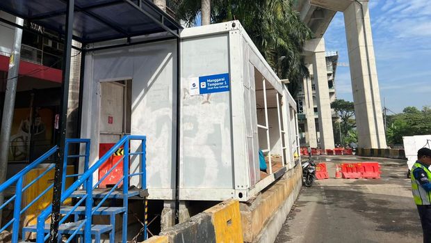 Penampakan Halte Temporer TransJakarta Usai Halte Manggarai Ditutup Sementara
