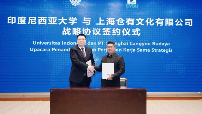 Penandatanganan Letter of Intent (LoI) antara Universitas Indonesia dengan Shanghai Cangyou Culture Co., Ltd di Shanghai, Sabtu (25/4/2026).