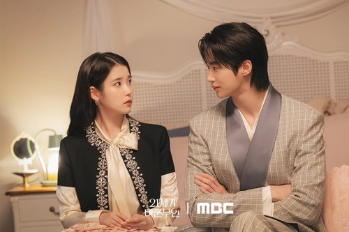 Adegan dalam drama Korea Perfect Crown.