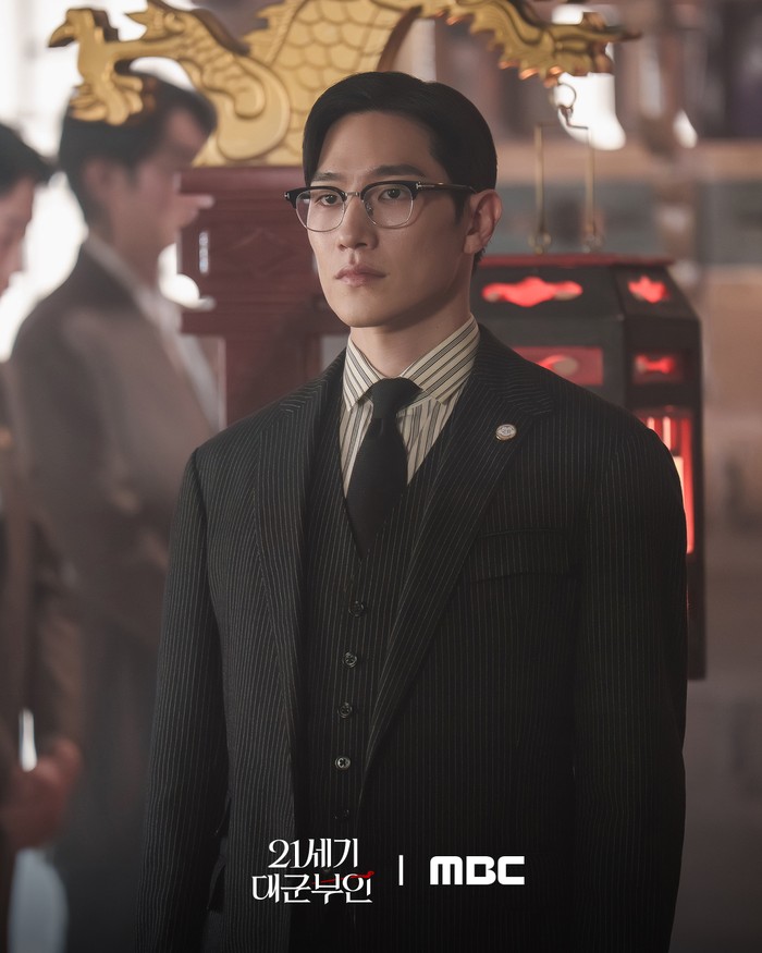 Drama Korea Perfect Crown.