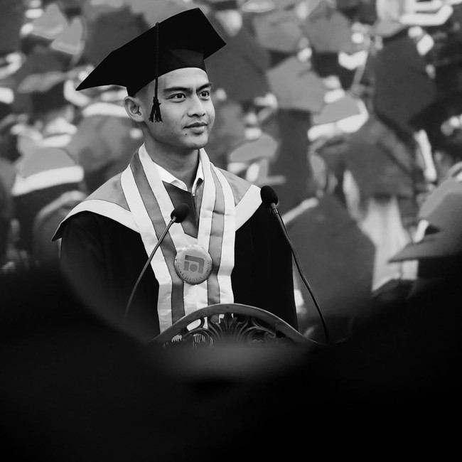 Pratama Arhan Wisuda, Ramai Ditanya Soal Cewek