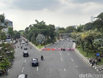 Jalan Raya Darmo Ditutup saat Aksi May Day 2026
