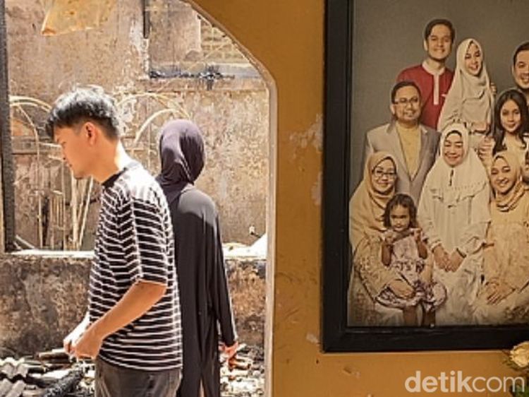 Potret Rumah Anisa Rahma yang Hancur Dilalap Api