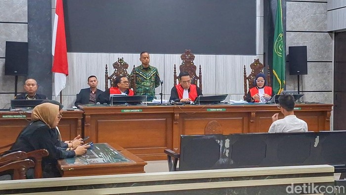 Sidang Vonis Eks Kacab Bank Bobol Rekening Dormant