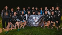 Bedain yang diisi Rigen Rakelna, Indra Jegel, Oki Renggo, Ananta Rispo, Boris Bokir, Dicky Difie, Andhika Pratama, dan Dikta kini melebur menjadi anggota baru The Prediksi. Kepastian itu terjadi saat mereka touring ke Dieng, Jawa Tengah. (Foto: dok Instagram theprediksi_)