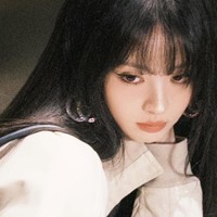 Penampilan terbaru Tian Xiwei langsung menuai sorotan saat pemotretan untuk Gucci. Ia tampil cantik dengan rambut terurai dan makeup natural. Foto: Dok. Instagram Tian Xiwei