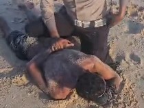 Viral Pencuri Ceburkan Diri ke Laut Saat Dikejar Polisi di Kupang