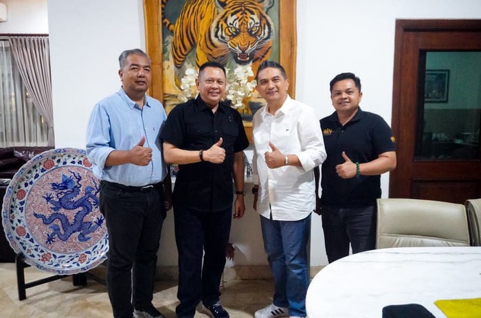 Bamsoet Puji Cerutu Jember Tembus Pasar 14 Negara: Bersaing dengan Kuba