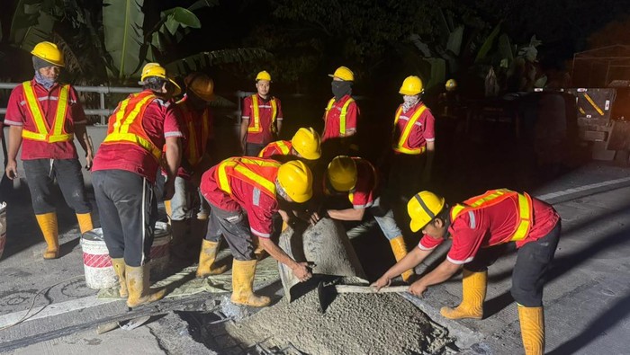 Banyak Mobil Pecah Bank di Tol Jagorawi, 8 Titik Jalan Rusak Diperbaiki