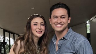Potret Diana Pungky Bareng Bintang Jinny Oh Jinny, Bak Princess Bergaun Hijau