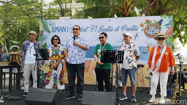 Chairman CT Corp, Chairul Tanjung (CT) menghadiri reuni SMAN 1 Jakarta Boedeoet '81 di Pantai Ancol, Jakarta Utara, Sabtu (2/5/2026). (Ori/detikcom)