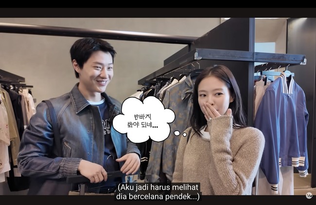 Bestie berusia sepantaran ini kelahiran 1996. Mereka lulus dari SD yang sama dan pernah mengikuti program pertukaran pelajar. Jennie BLACKPINK belajar di Selandia Baru selama sekitar lima tahun, sementara mantan personel X1 itu belajar di Brazil, kurang lebih dua tahun. Foto: Instagram
