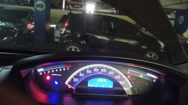 Lelang Honda Freed