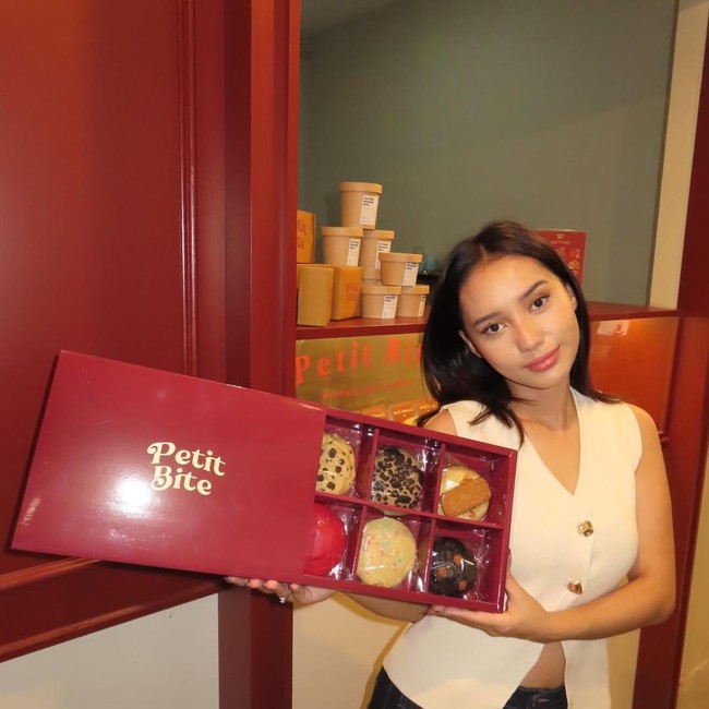 Kulineran Seru ala Minbite Pemilik Cookies Petit Bite yang Hits di TikTok
