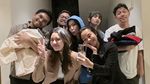 Momen Sheila Dara Bagikan Pakaian Vidi Aldiano ke Sahabat