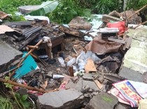 Wanita Paruh Baya Tewas Tertimpa Tembok Roboh di Bogor