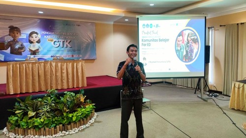Wakil Kepala Bidang Kesiswaan SMP Negeri 4 Petang, I Nyoman Haryantara. (Foto: Dok. Pribadi)