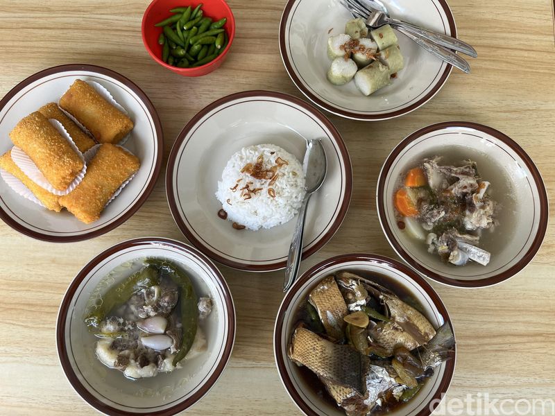 warung makan Fahmi Bo Icip Icip Menu di warung makan Fahmi Bo Icip Icip