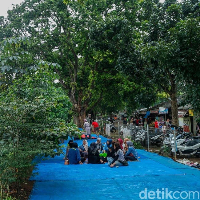 Wisata Kuliner di Situ Cibeureum Bekasi