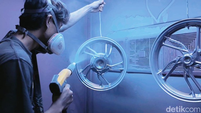 BAMS Powder Coat bengkel cat komponen sepeda motor dengan metode powder coating.